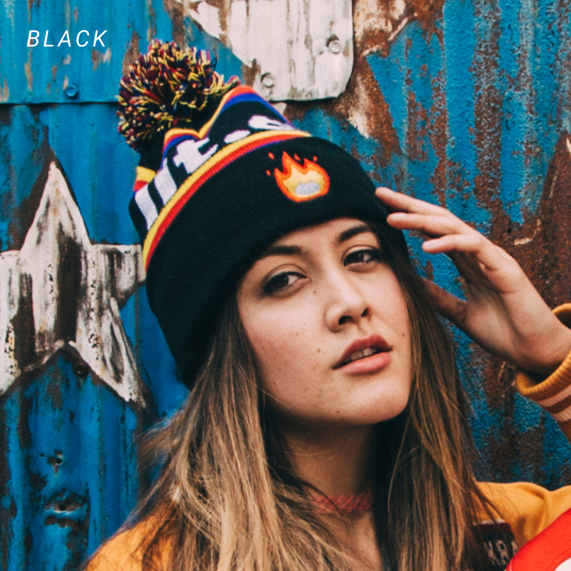 Lit Pom Beanie for Winter – Knit Cuff Beanie with Pom
