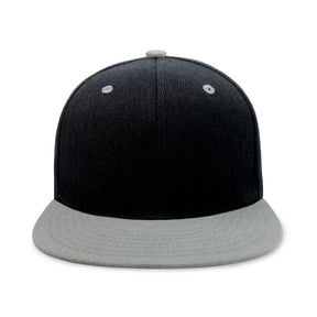 Two-Tone Edge Snapback – Acrylic Adjustable Fit & Breathable