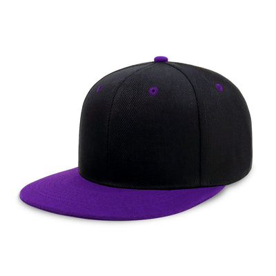 Two-Tone Edge Snapback – Acrylic Adjustable Fit & Breathable